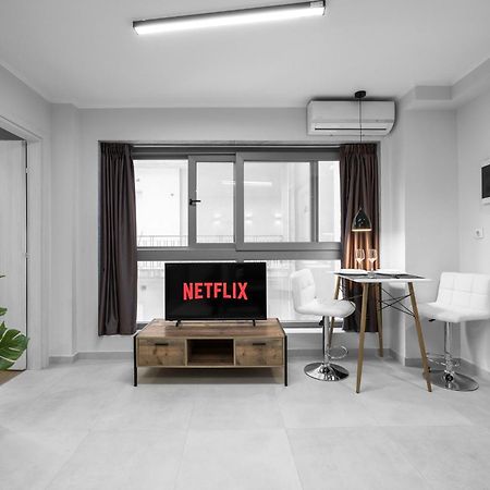 Westay Apartments, The Luxury Suites Солун Екстериор снимка