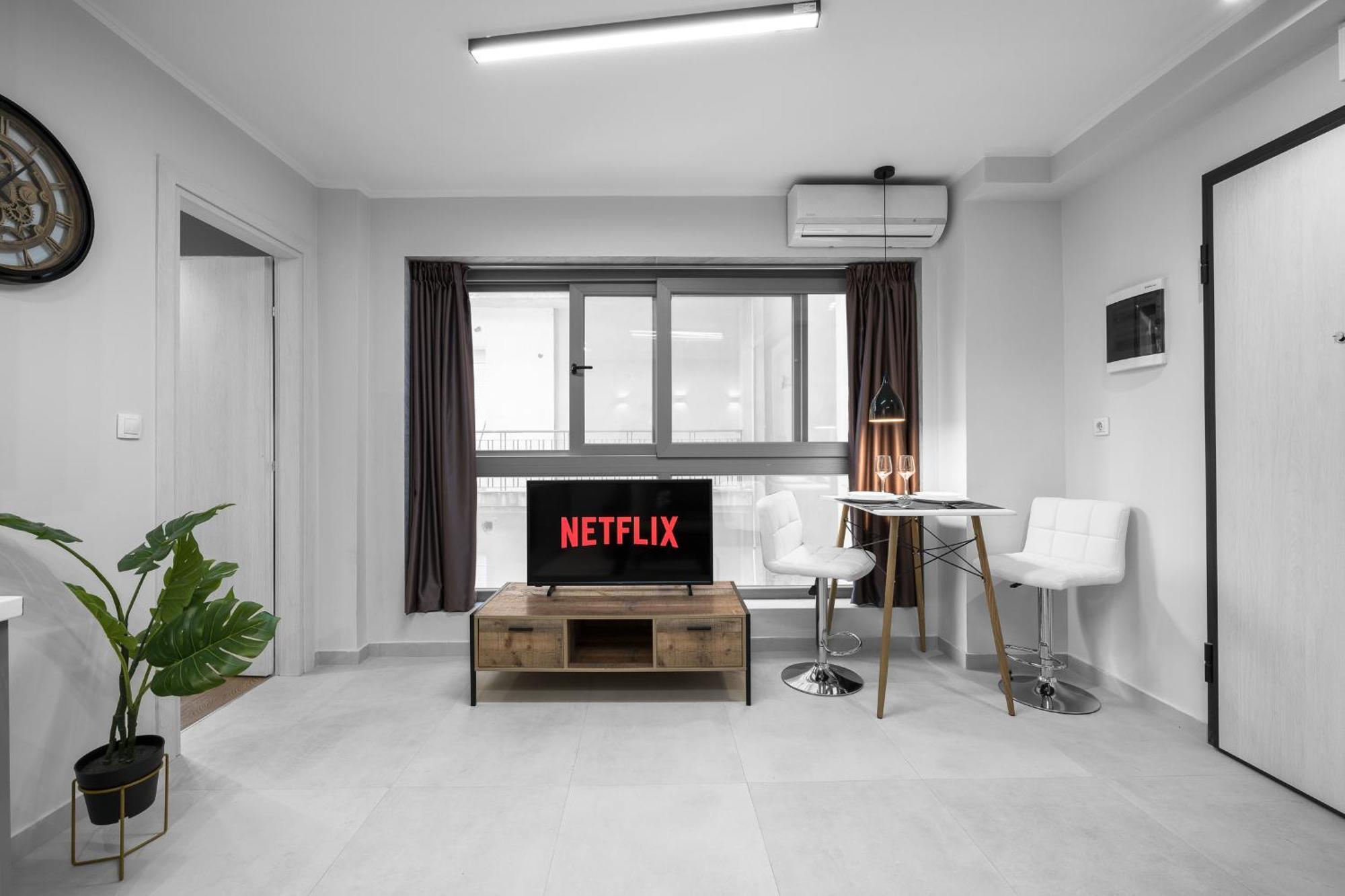 Westay Apartments, The Luxury Suites Солун Екстериор снимка