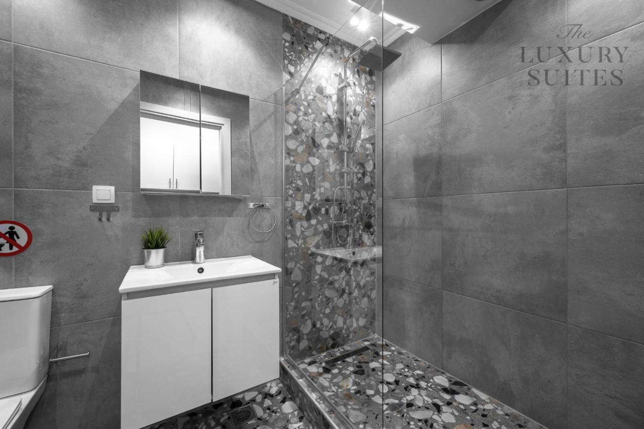 Westay Apartments, The Luxury Suites Солун Екстериор снимка